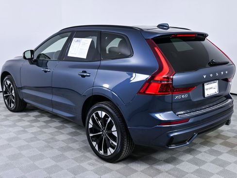 Used 2026 Volvo XC60 B5 Plus w/ Protection Package Premier image 4