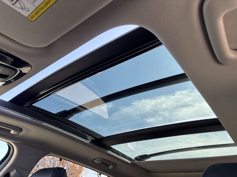 Used 2022 Hyundai Santa Fe SEL w/ Convenience + Premium Package image 19