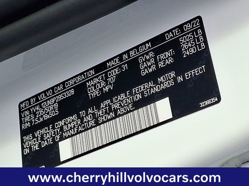 Certified 2023 Volvo XC40 B5 Plus w/ Driver Assist Package image 28