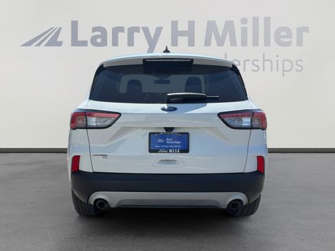 Certified 2021 Ford Escape SE FWD image 4