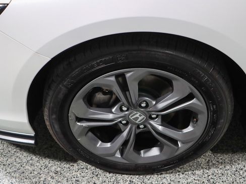 Used 2023 Honda Accord EX image 11