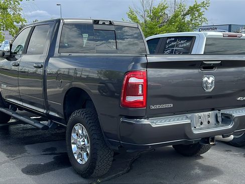 Used 2023 RAM 2500 Laramie AWD/4WD image 2