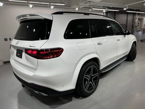 New 2026 Mercedes-Benz GLS 450 4MATIC image 11