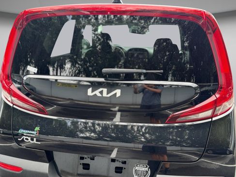 Used 2022 Kia Soul LX w/ Technology Package FWD image 46