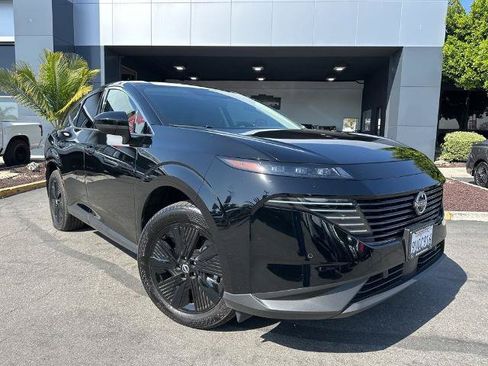 Certified 2025 Nissan Murano SV w/ Cargo Package AWD/4WD image 1