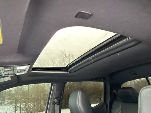 Used 2021 Toyota Tacoma TRD Off-Road image 6