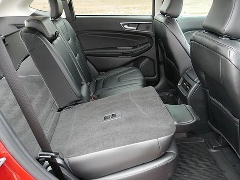 Used 2024 Ford Edge Titanium image 51