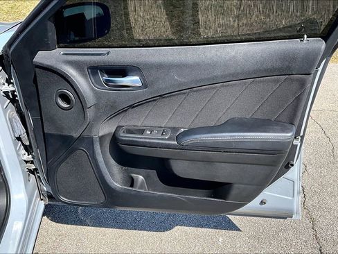 Used 2022 Dodge Charger SXT w/ Blacktop Package image 23