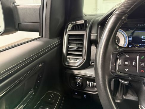 Used 2022 RAM 1500 Limited w/ Body-Colour Bumper Group AWD/4WD image 75