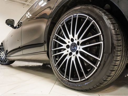 Used 2024 Mercedes-Benz C 300 4MATIC Sedan image 35