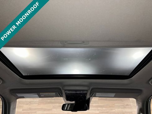 Used 2024 Toyota 4Runner TRD Off-Road Premium image 5