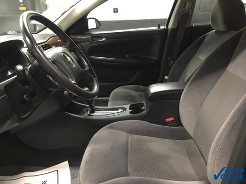 Used 2014 Chevrolet Impala LT w/ LT Sunroof Package image 22