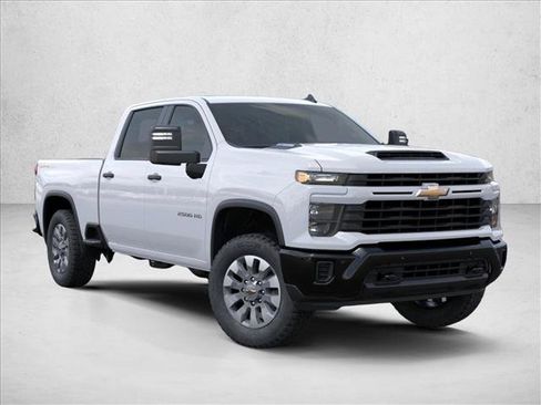 New 2026 Chevrolet Silverado 2500 Custom w/ Custom Value Package AWD/4WD image 2