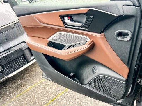 Used 2022 Acura MDX SH-AWD w/ Technology Package image 14