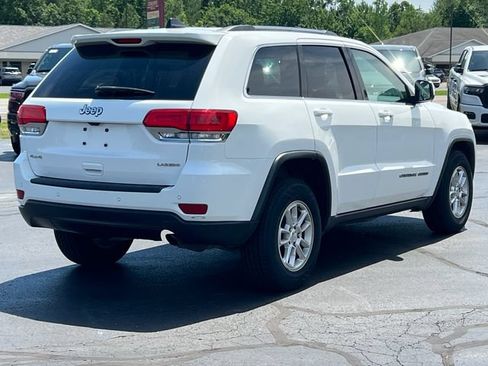 Used 2019 Jeep Grand Cherokee Laredo AWD/4WD image 40