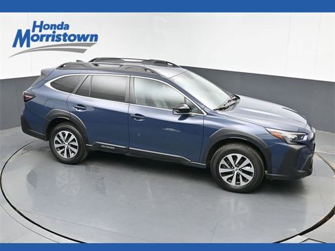 Used 2024 Subaru Outback Premium image 1