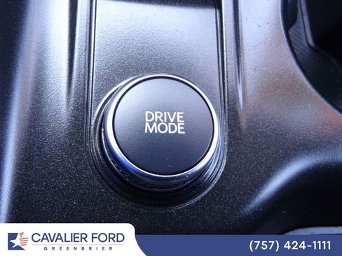 Used 2025 Ford Explorer ST-Line AWD/4WD image 33