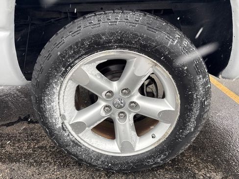 Used 2008 Dodge Ram 1500 Truck SLT w/ Popular Equipment Group image 9