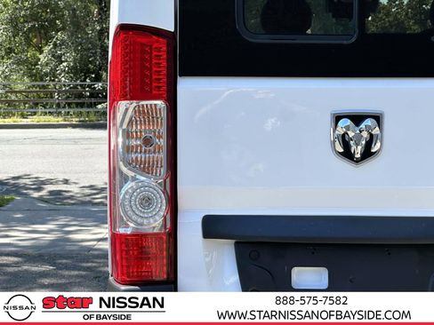 Used 2022 RAM ProMaster 1500 w/ Driver Convenience Group image 17