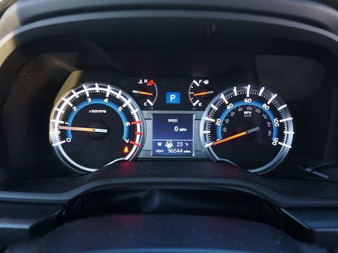 Used 2018 Toyota 4Runner Limited image 6