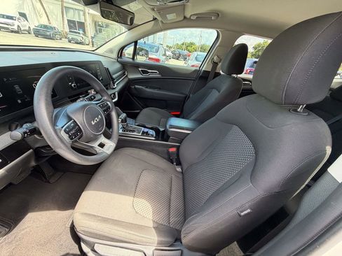 Certified 2023 Kia Sportage LX FWD image 19