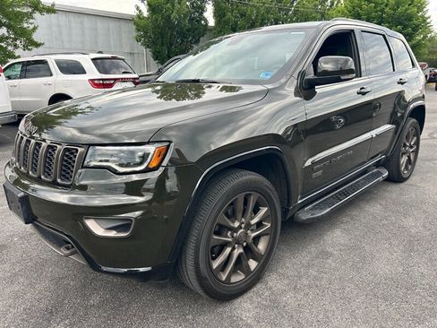 Used 2016 Jeep Grand Cherokee Limited 75th Anniversary AWD/4WD image 7