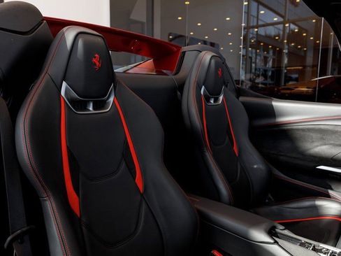Used 2024 Ferrari 296 GTS RWD image 41