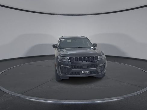 New 2026 Jeep Grand Cherokee L Limited AWD/4WD image 4
