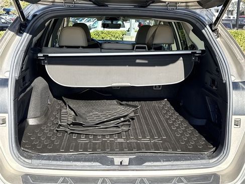Used 2020 Subaru Outback Limited image 13