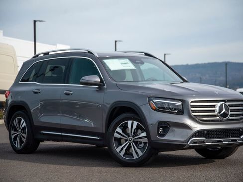 New 2026 Mercedes-Benz GLB 250 GLB 250 image 3