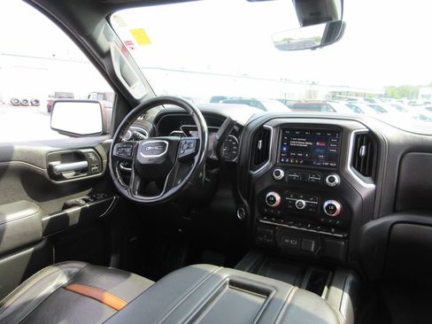 Used 2020 GMC Sierra 1500 AT4 w/ Off-Road Performance Package AWD/4WD image 30