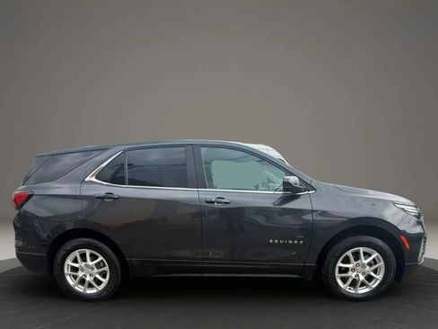 Used 2022 Chevrolet Equinox LT image 4