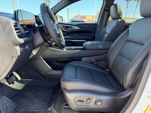 New 2026 Chevrolet Traverse LT w/ Sun and Wheel Package image 6