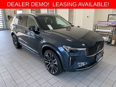 Used 2026 Volvo XC90 B6 Plus w/ Protection Package Premier image 3