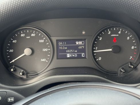 Used 2021 Mercedes-Benz Metris image 19