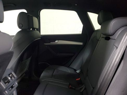 Used 2024 Audi Q5 e Premium Plus AWD/4WD image 12