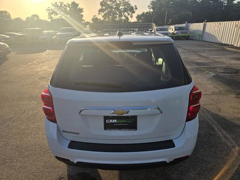 Used 2017 Chevrolet Equinox LS image 12