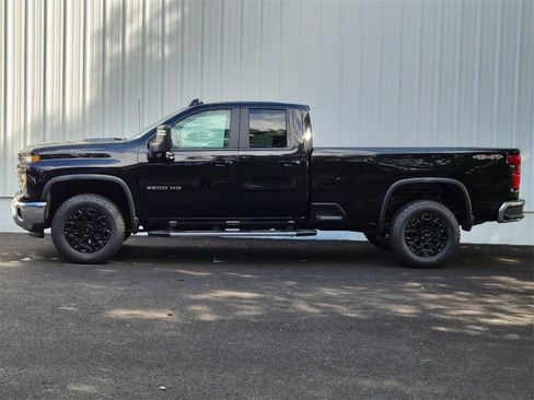 New 2025 Chevrolet Silverado 3500 LT w/ Safety Package image 6