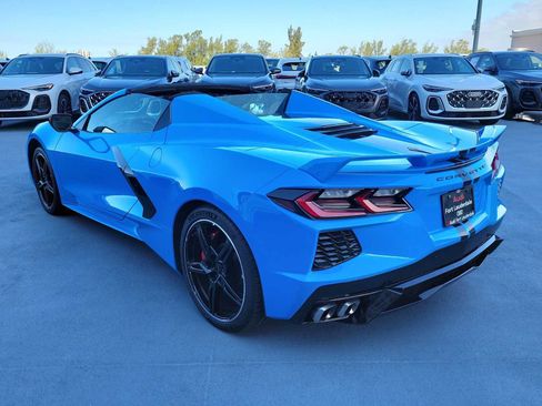 Used 2021 Chevrolet Corvette Stingray Premium Conv w/ Z51 Performance Package RWD image 4