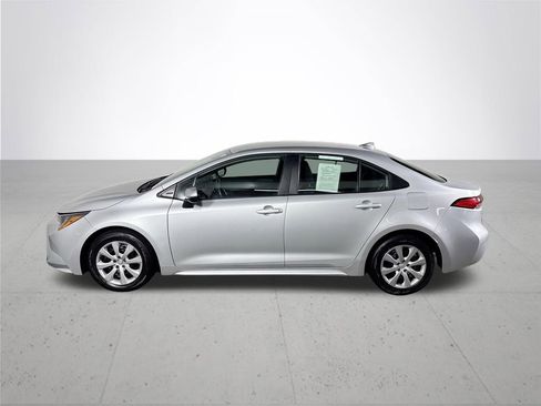 Used 2024 Toyota Corolla LE FWD image 9