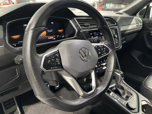 Certified 2024 Volkswagen Tiguan SE R-Line image 22