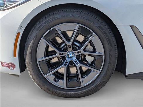 Used 2023 BMW i4 eDrive35 RWD image 25