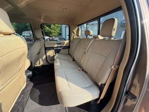 Used 2015 Ford F150 XLT w/ Equipment Group 302A Luxury RWD image 10