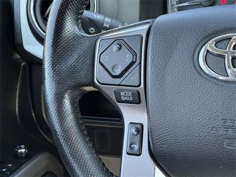 Used 2016 Toyota Tacoma SR5 image 23