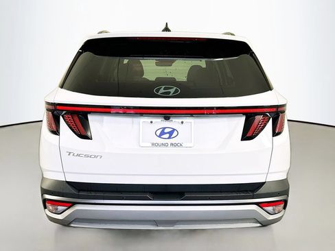 New 2026 Hyundai Tucson Limited FWD image 6