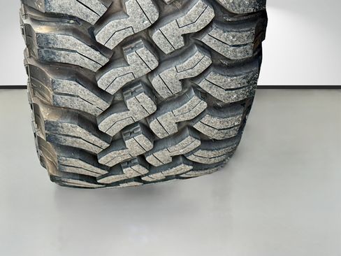 Used 2017 Jeep Wrangler Unlimited Rubicon w/ Dual Top Group AWD/4WD image 38