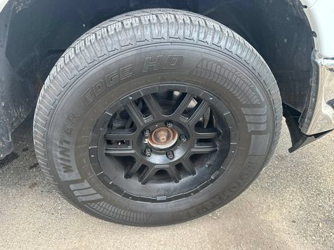 Used 2019 RAM 1500 ST w/ SXT Plus Group AWD/4WD image 3