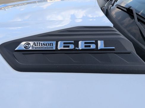 Used 2024 Chevrolet Silverado 2500 LT image 44