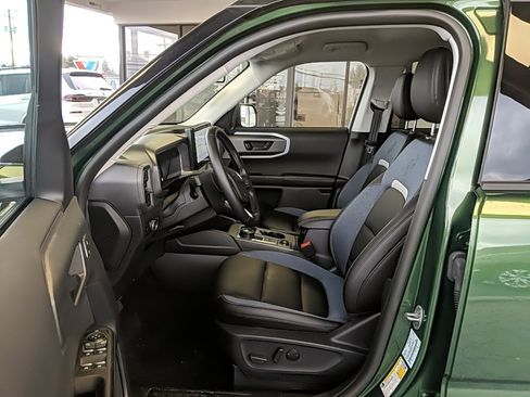 Used 2025 Ford Bronco Sport Outer Banks w/ Outer Banks Tech Package+ image 12