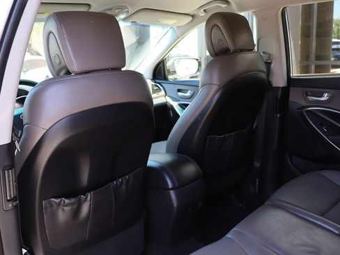 Used 2017 Hyundai Santa Fe Sport FWD image 32